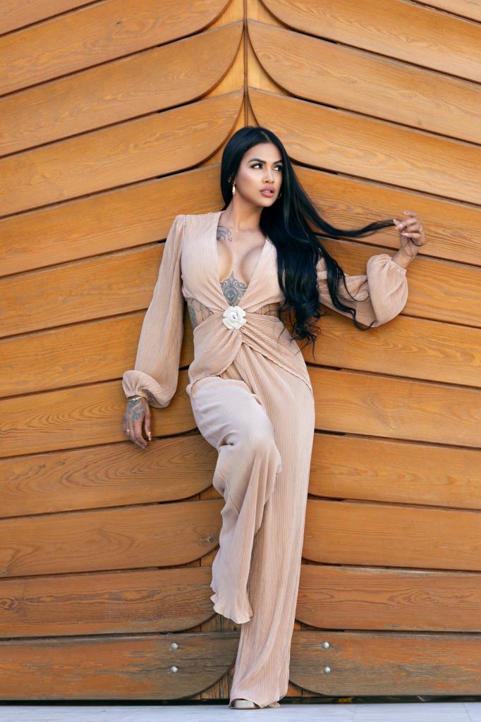 627031667: Chica busca chico en Sevilla