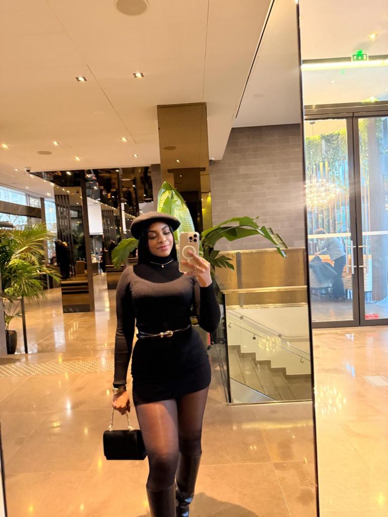 611557409: Chica busca chico en Orense