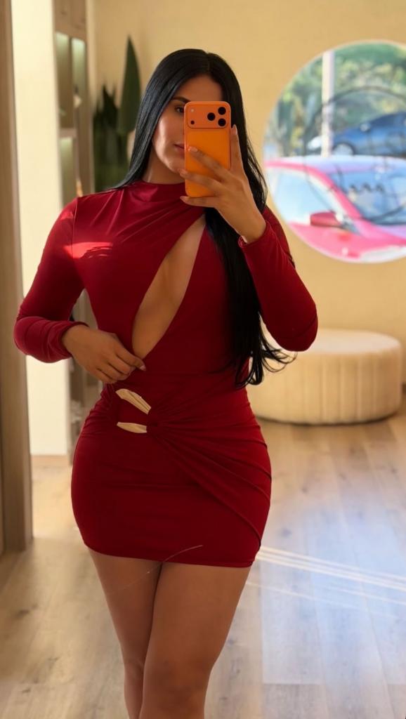 Chica busca chico en Granada: 