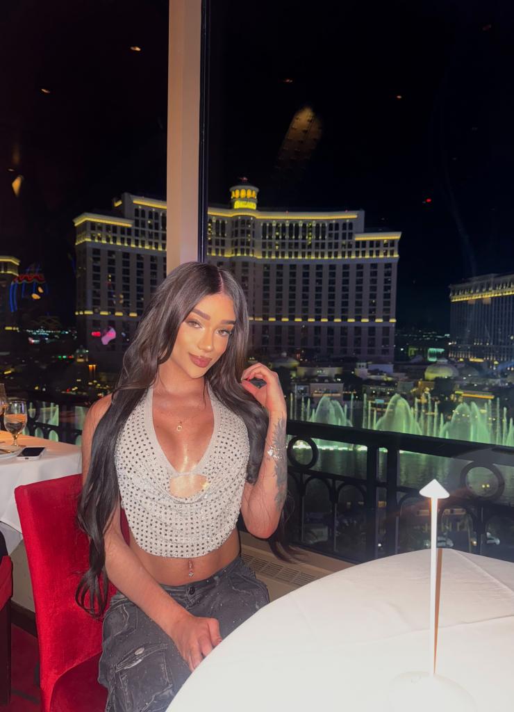 663082930: Transexual en Madrid