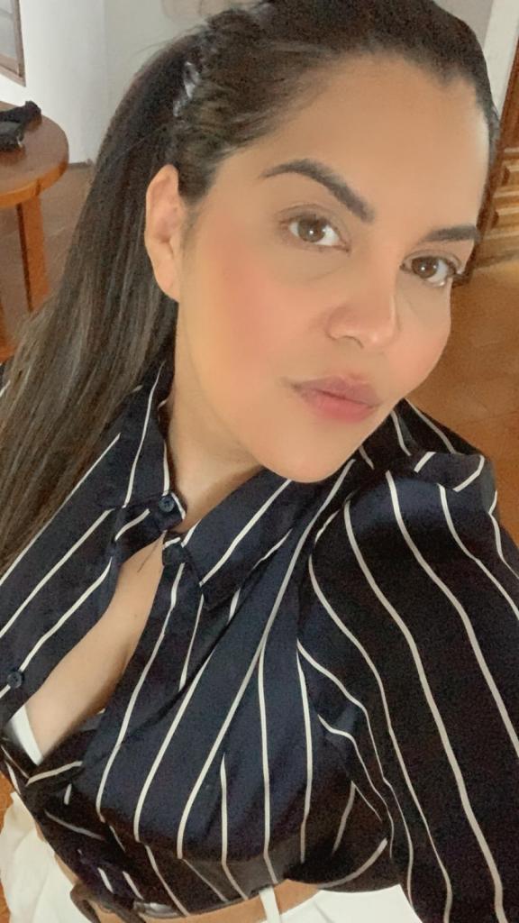 Chica busca chico en Tenerife: 