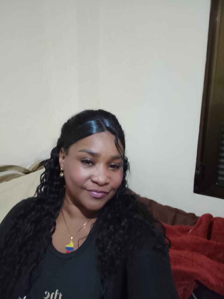 643701256: Chica busca chico en Murcia