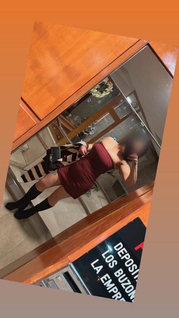 Chica busca chico en La Coruña: 