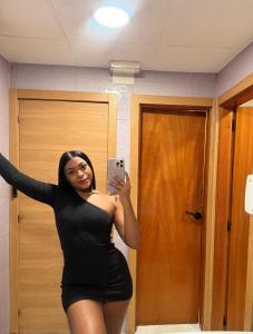 611557409: Chica busca chico en Orense