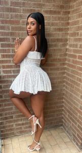 611557409: Chica busca chico en Orense