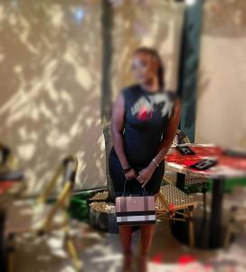 652512840: Chica busca chico en Pontevedra