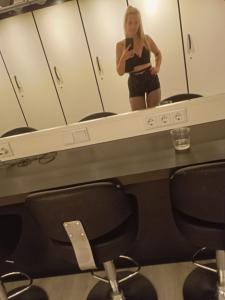 643035903: Chica busca chico en Alicante