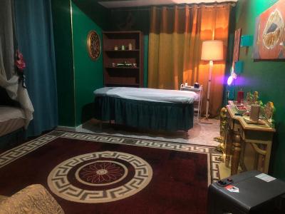 668564113: Chica busca chico en Cádiz