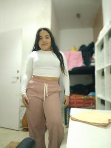 643051353: Chica busca chico en Barcelona