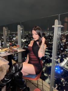 663082930: Transexual en Barcelona