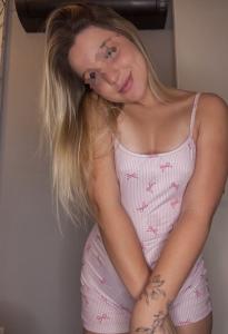 662044935: Chica busca chico en Barcelona