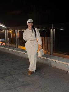 638305570: Chica busca chico en Las Palmas