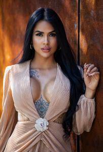 627031667: Chica busca chico en Sevilla