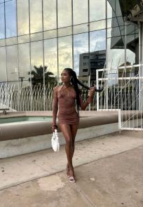 613778373: Travesti en Barcelona