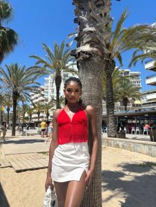 613778373: Travesti en Barcelona