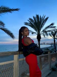 613778373: Transexual en Barcelona