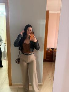 647163074: Chica busca chico en Málaga