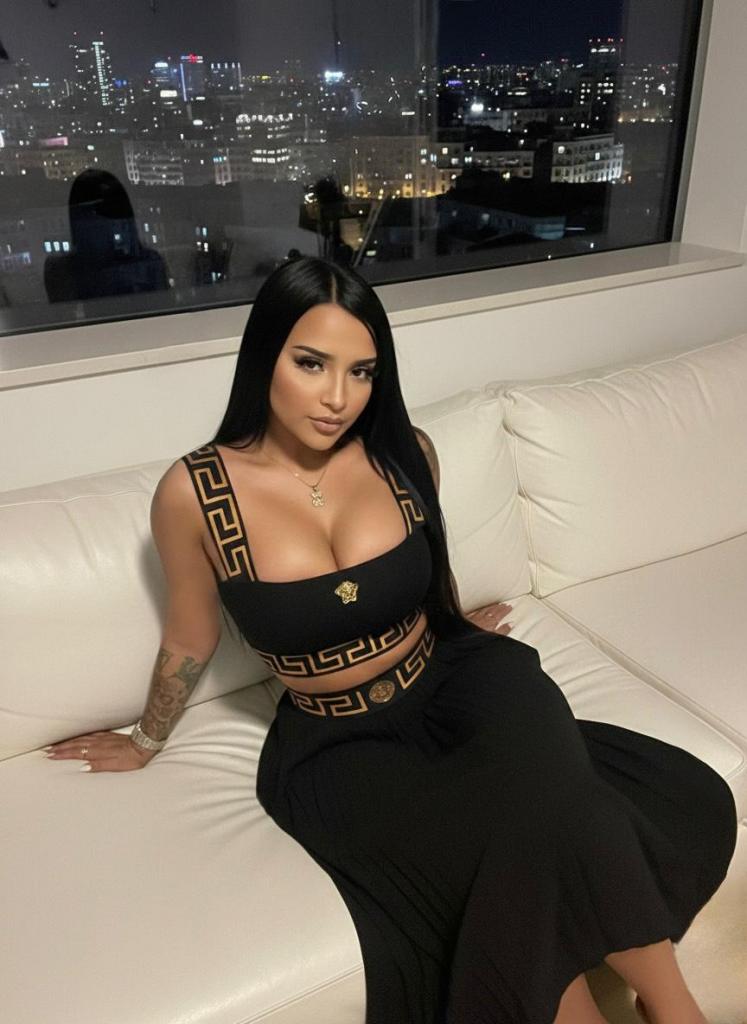 637432351: Chica busca chico en Málaga