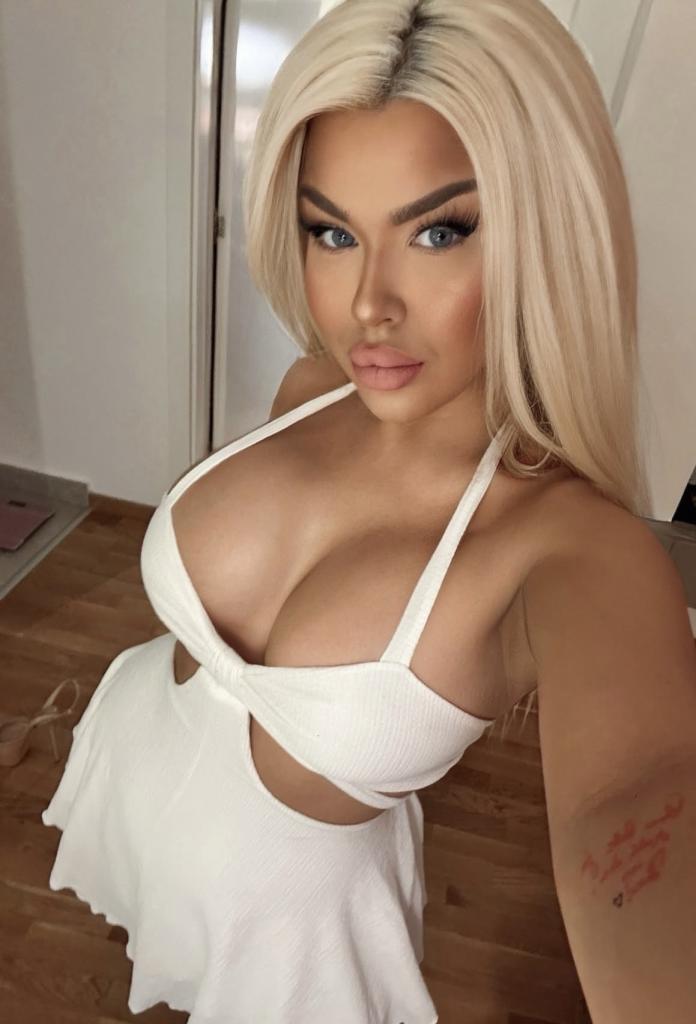 Chica busca chico en Tenerife: 