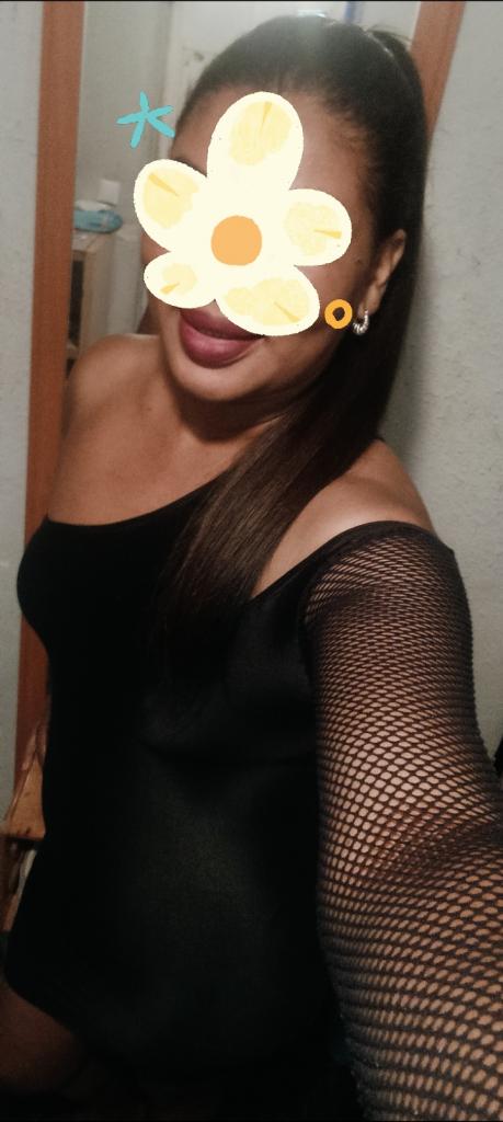 623540099: Chica busca chico en Murcia
