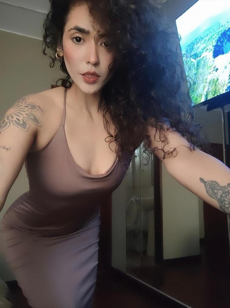 637432351: Chica busca chico en Málaga