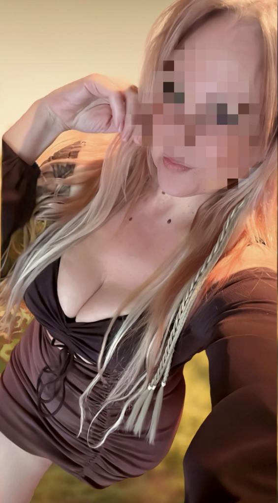 627073100: Chica busca chico en Málaga
