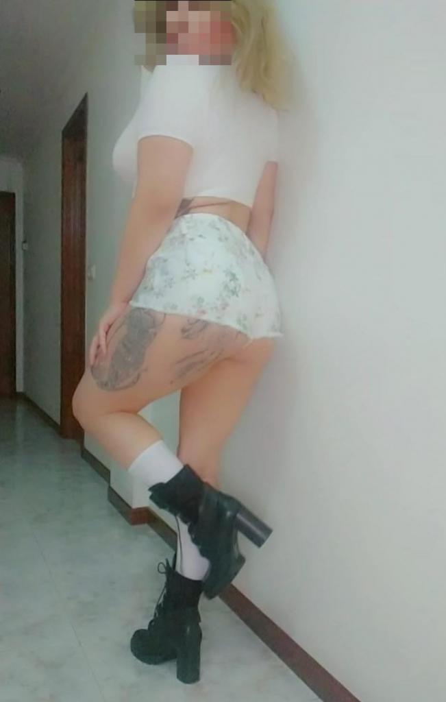 613361076: Chica busca chico en Huelva