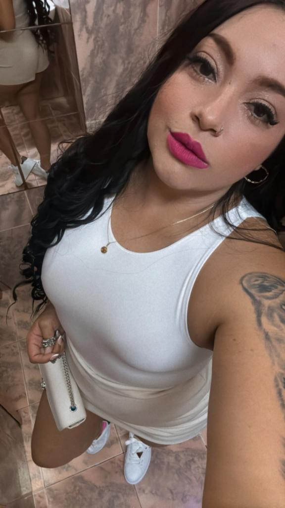 617785763: Chica busca chico en Barcelona