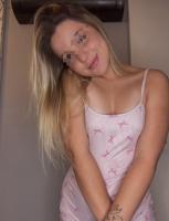 662044935: Chica busca chico en Barcelona