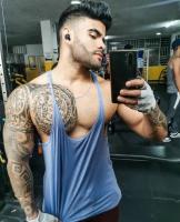 641810949: Chico busca chica en Ibiza