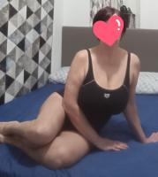 658779645: Chica busca chico en Sevilla