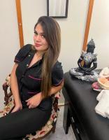 642974191: Chica busca chico en Sevilla