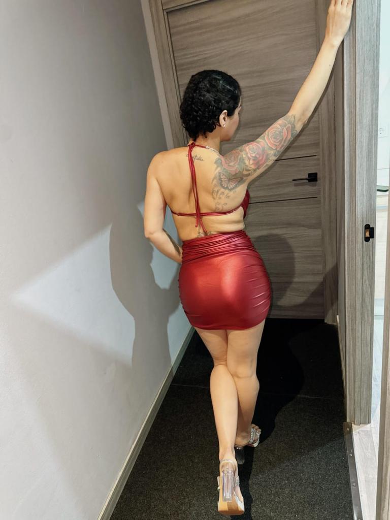 632238718: Chica busca chico en Barcelona