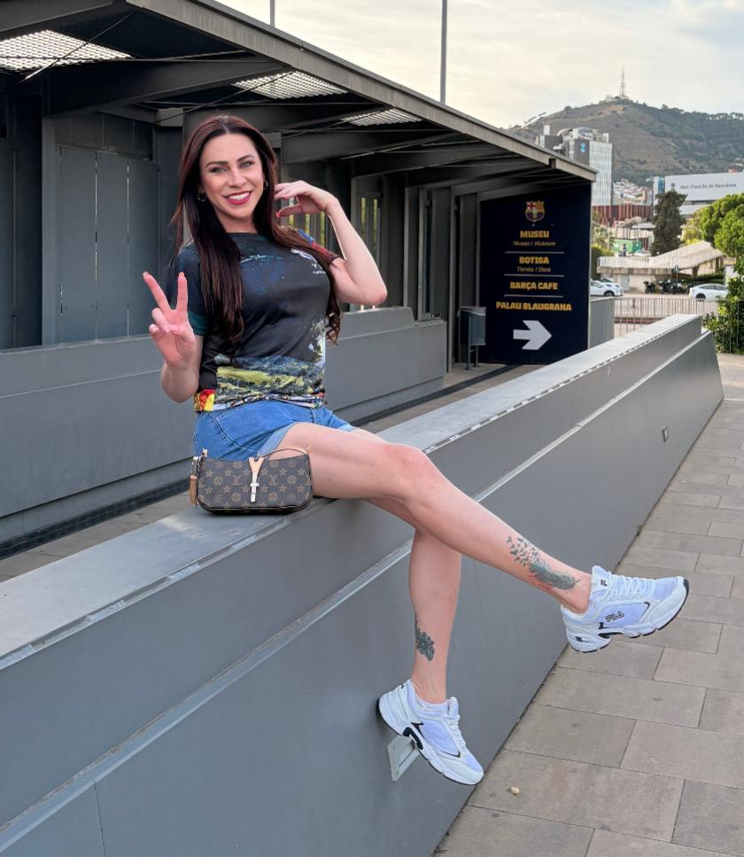 635303455: Transexual en Barcelona