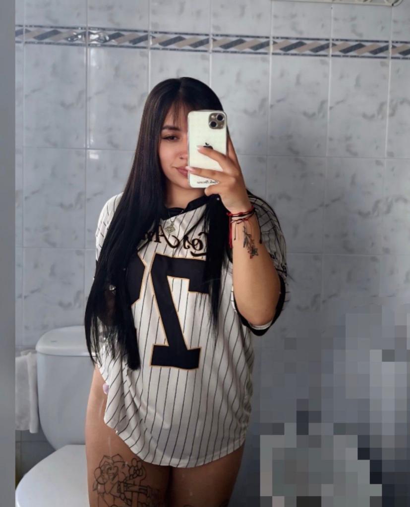 672570178: Chica busca chico en Alicante