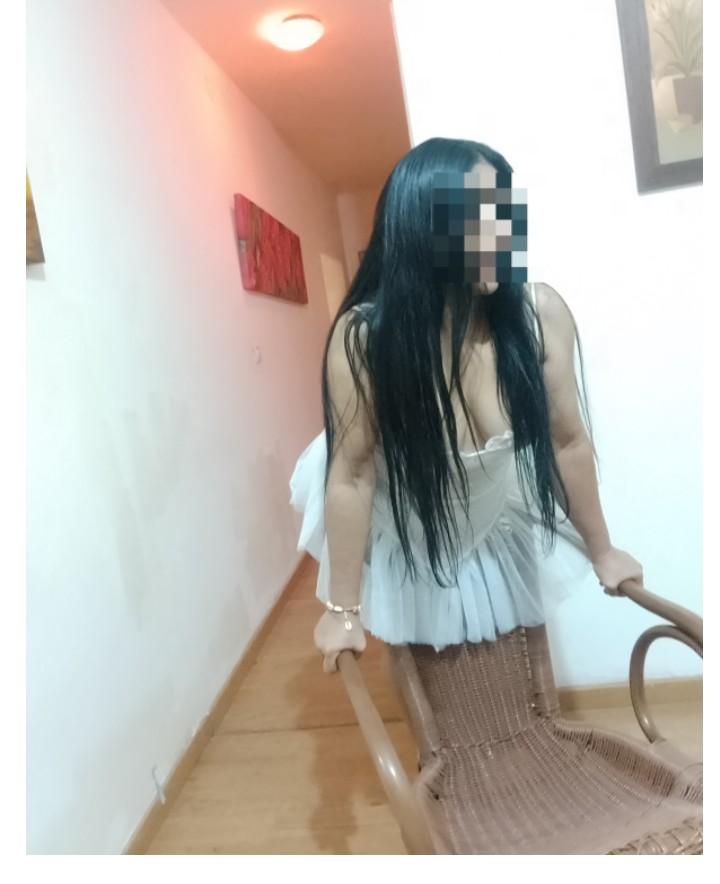 Chica busca chico en Huelva: 