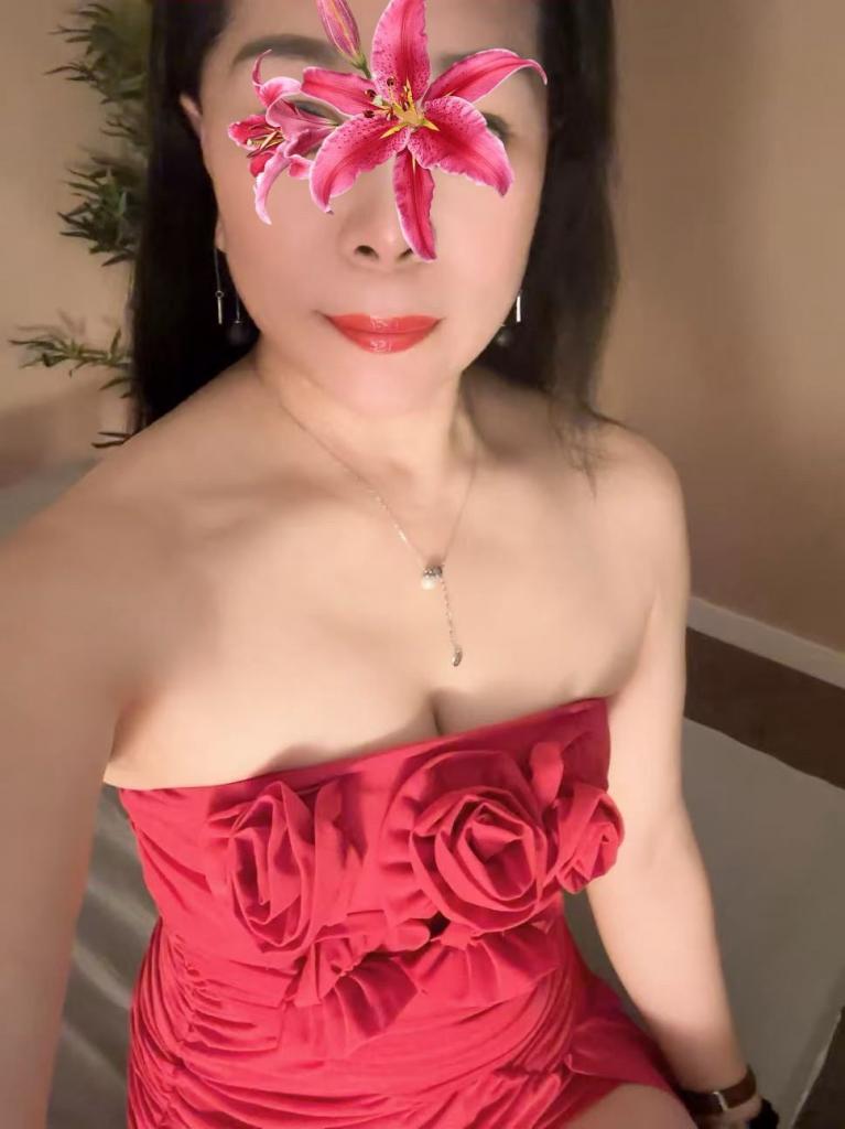 605222274: Chica busca chico en Valencia