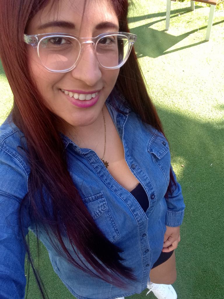 613772480: Chica busca chico en Barcelona
