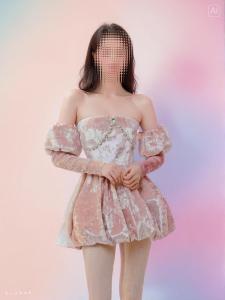 677270276: Chica busca chico en Valencia