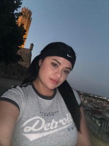 631713974: Chica busca chico en Lérida