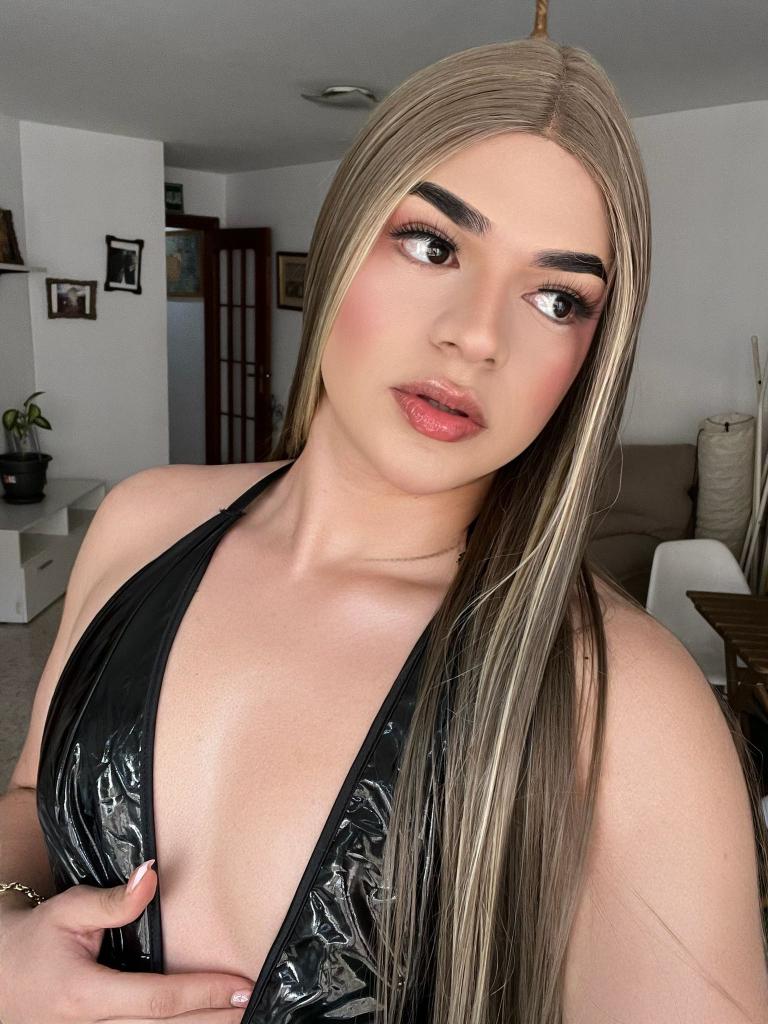 612445025: Transexual en Madrid
