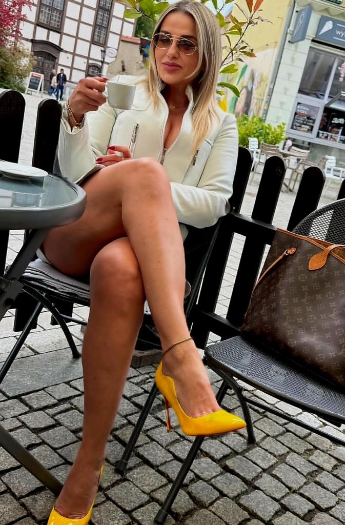 641268534: Chica busca chico en Madrid