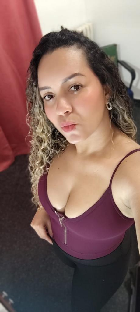 614779687: Chica busca chico en Albacete