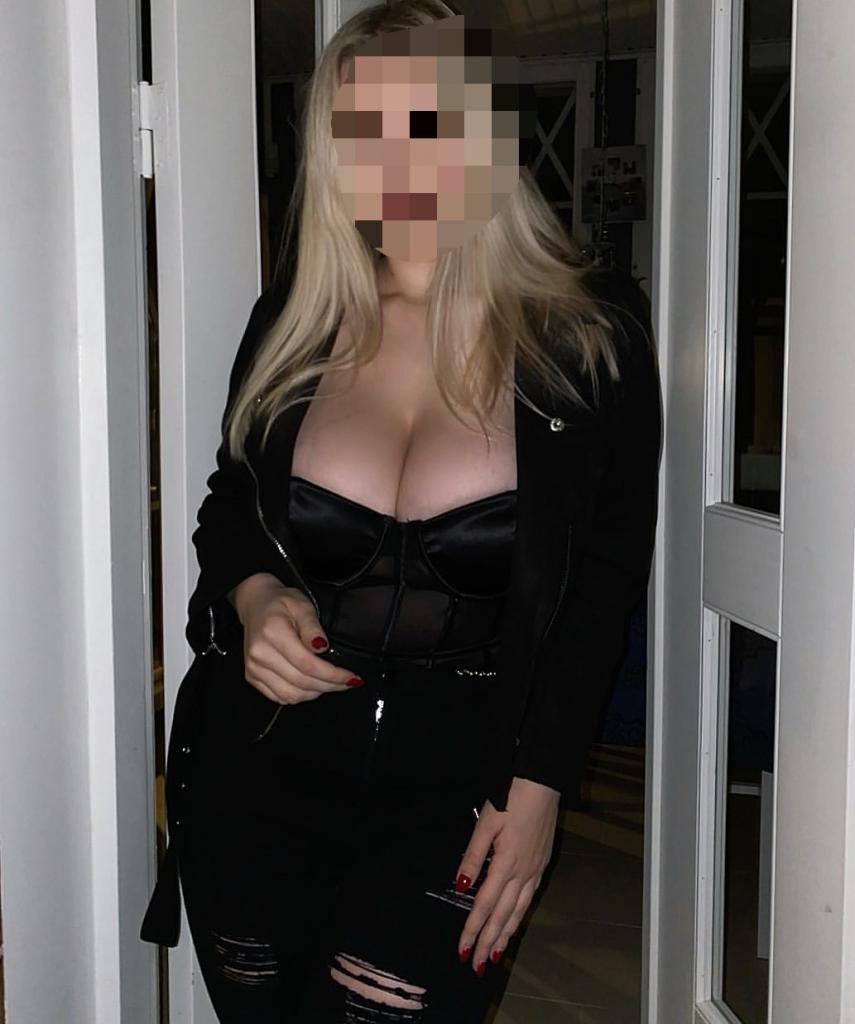 662199272: Chica busca chico en Barcelona