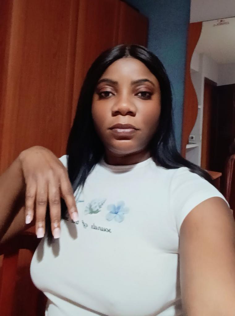 666321521: Chica busca chico en Cádiz