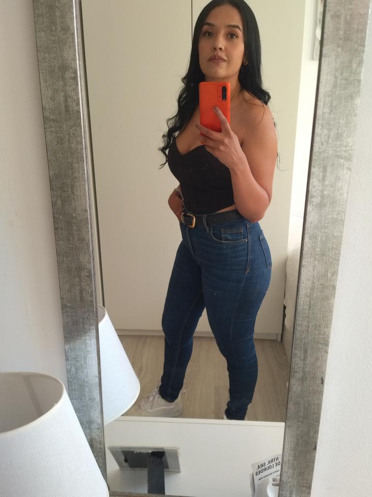 Chica busca chico en Mallorca: 