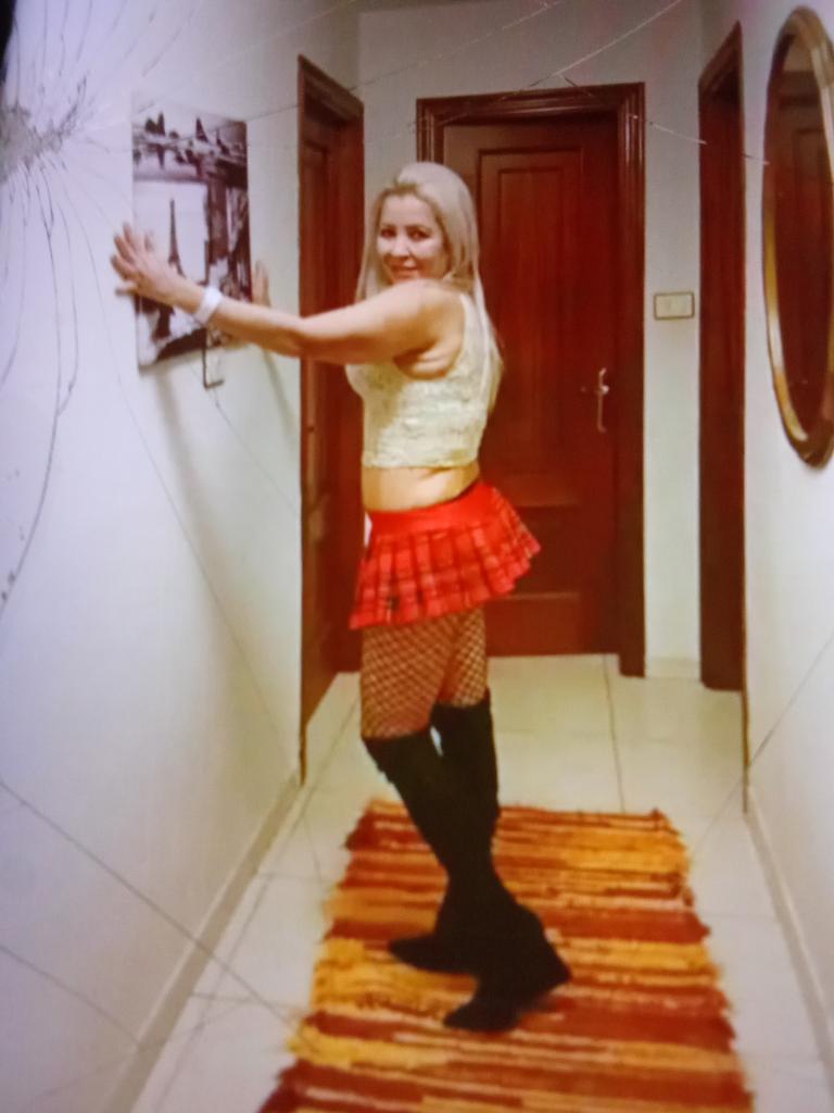 Chica busca chico en La Coruña: 