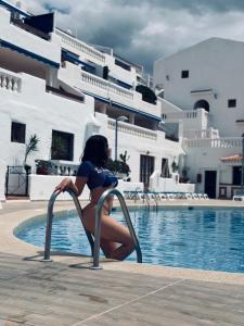 697252791: Chica busca chico en Las Palmas