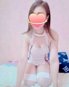 670663990: Chica busca chico en Madrid