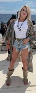 607212118: Travesti en Cádiz
